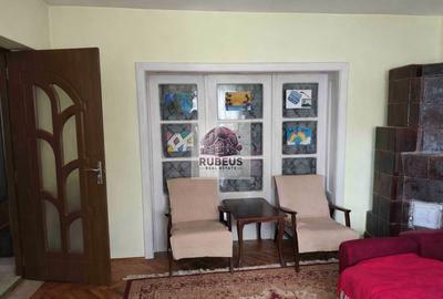 Casa cu personalitate in Calomfirescu – spatiu, liniste si teren gener - 9