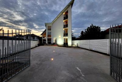 Casă individuală cu 6 camere în Corbeanca