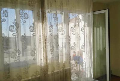 FAVORIT - 3 CAM - CENTR. PROPRIE - SPATIOS - APROAPE DE CENTRU - 9