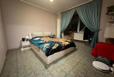 {BRANCOVEANU} Apartament 3 camere | decomandat - Mobilat si Utilat - - 1