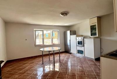 Casa in Oradea 1200 mp teren 400 mp cladiri - 2