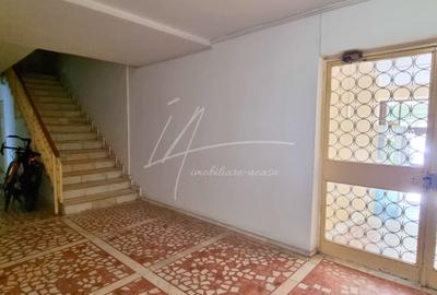 Ap decomandat cu 3 camere bloc 1993 Orzari, Delea Veche, Calea Calarasilor - 38
