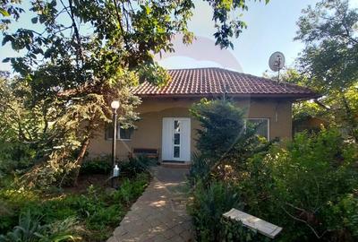 Casa de vanzare din caramida -Valul lui Traian - 1