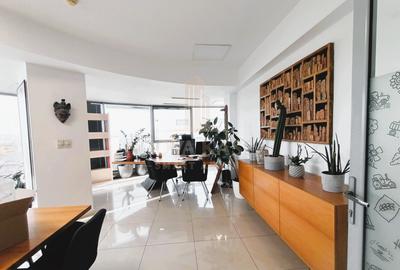 Bdul Mamaia - cladire reprezentativa + loc de parcare - 1