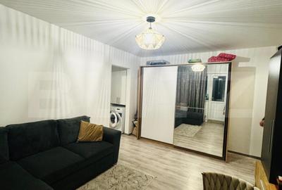 Apartament de vanzare, cu 2 camere, renovat complet, etaj 3 - 2