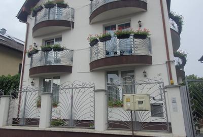 OFERTA EXCEPTIONALA - CASA  DE VANZARE -ZONA EXCLUSIVISTA - 1