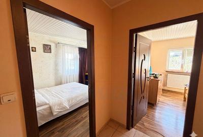 Vanzare casa P+M, Smardan( Galati ), la 2 minute de str.principala - 10