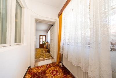 Gospodărie completă cu teren de 5.000 mp-Poiana Mărului, 198.000 € - 10