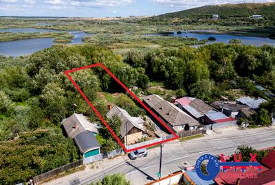 ID 7854 EXCLUSIVITATE – Teren cu casă și ieșire la canal - 3