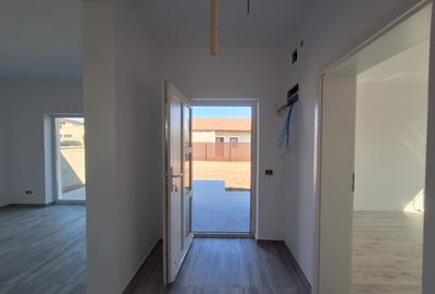 Casa individuala cu 3 camere in Sanandrei-la asfalt-toate utilitatile - 18