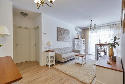 Apartament cu 2 camere semidecomandat, mobilat în Domenii