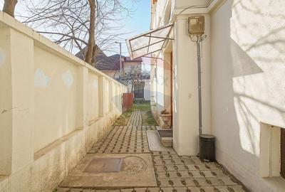 Casă / Vilă cu 9 camere de închiriat în zona Centrul Civic! - 29