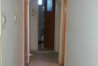 Apartament cu 3 camere decomandat, mobilat în Dristor