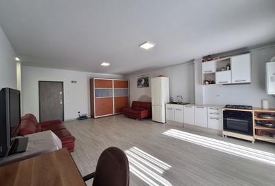Apartament cu 2 camere, 55 mp, balcon, zona Eroilor (blocurile albe) - 2