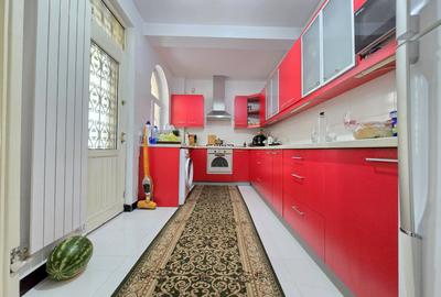 Eminescu - Petrom, constructie 2007, singur curte, 6 camere, 260mp teren - 19