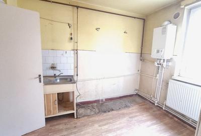 Apartament ultracentral (strada Horia) 3 camere, balcon, lift, 70mp - 5