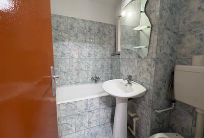 Apartament 2 Camere Eroii Revolutiei Mertrou 2 Min 3/7 Decomandat - 16