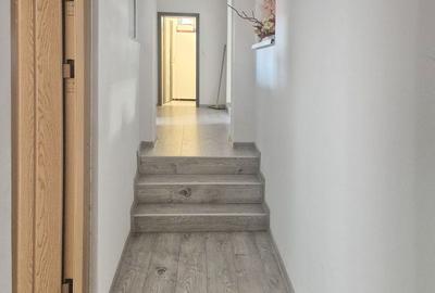 PROPRIETATE VERSATILA, complet renovată– 220 m² utili + 130 m² curte privată - 15