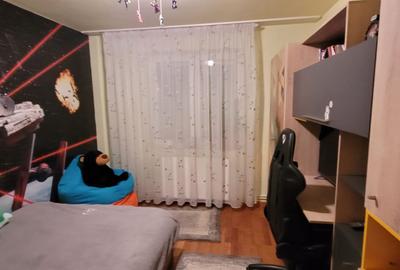 Apartament 3 camere Dristor, 7 minute de metrou, CENTRALA, mobilat si utilat - 1