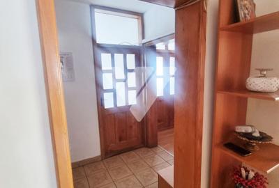 Apartament 3 camere luminos 2 bai decomandat lift - Terezian Sibiu - 11
