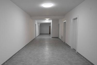 De închiriat spatiu pentru cabinete medicale - 8