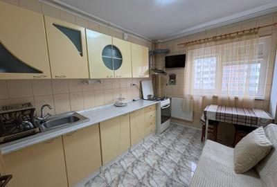 Apartament cu 2 camere decomandat, mobilat în Berceni
