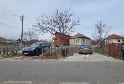 Casa in Suditi Posta Calnau (12km de Buzau) teren 1111mp Pret: 27.000 Euro - 4