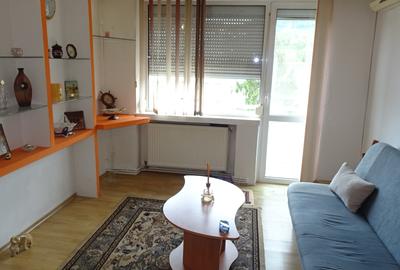Vand apartament 2 camere in Deva, zona ultracentrala( Bd 1 Decembrie), mobilat - 2