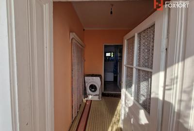 Casa individuala de vanzare cu 4 camere si teren de 800 mp - Recas - 13