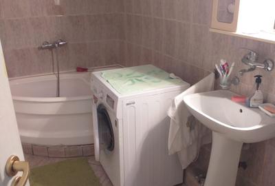 Vand casa singur in curte,pe un nivel,Unirii,3 camere,teren 490 mp,acces auto. - 4