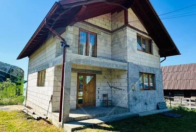 Casă / Vilă cu 5 camere de vânzare - 10