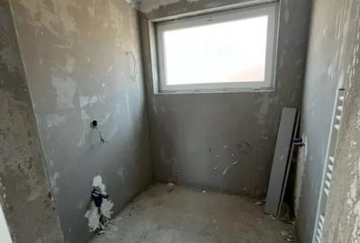 Apartament3 camere+ 64mp Terasa str. Eroilor-Spartan Floresti - 5
