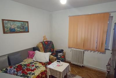 Apartament 3 camere, de vânzare, Mănăștur, strada Brateș, 65 mp, decomandat - 3