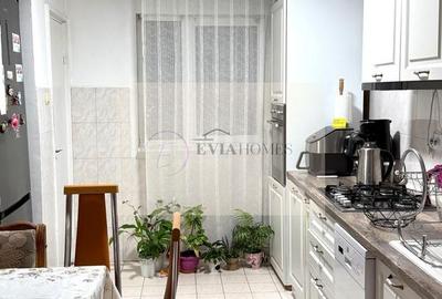 Apartament cu 3 camere decomandat, mobilat în Mărăști