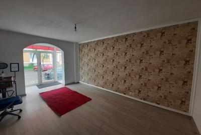 Spatiu comercial de inchiriat Precista Piata Bistrita 55mp , Cod 160798 - 1
