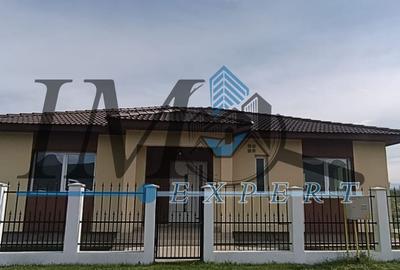 Casa de vânzare în Alba Iulia, zona Micești - 1