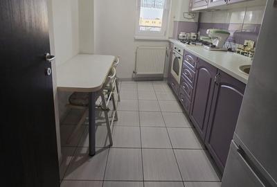 Închiriere Apartament cu 2 camere, centrala proprie, decomandat, Auchan Titan - 1