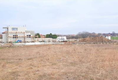 TEREN INTRAVILAN CONSTRUIBIL 469 MP LANGA CASE ZONA DE PERSPECTIVA PRET 17.500 E - 8