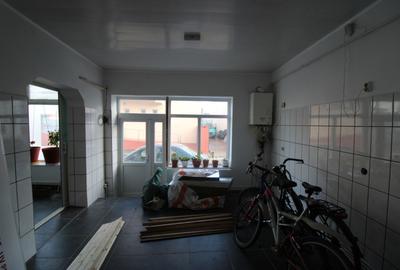 Spațiu Comercial 100 mp, Port Galați (Spital CFR) – Toate utilitățile - 4