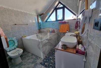 Casa  7 Camere Fundeni Bucuresti - 11