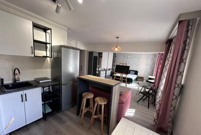 Parter cu vedere la padure - 1