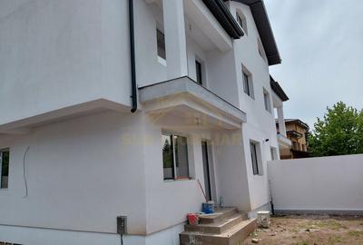 Duplex P+1+M 7 camere , 3 bai , 200mp Teren -Leordeni - 2