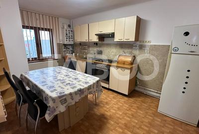 Casa cu 2 apartamente separate garaj acces auto zona Piata Cluj Sibiu - 18