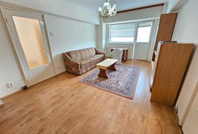 Apartament cu 2 camere semidecomandat, mobilat în Tineretului