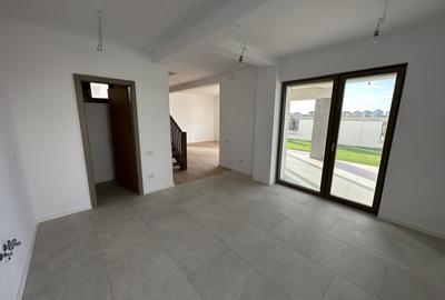 Casa cu 5 camere - Dumbravita - 9