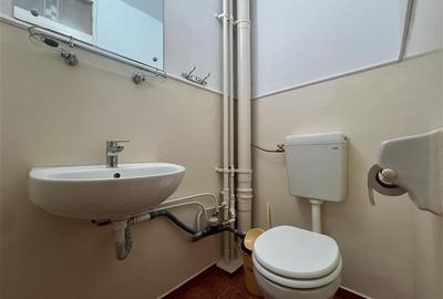 Apartament cu 3 camere decomandat, situat în zona Nicolina 2 – prima parte - 10