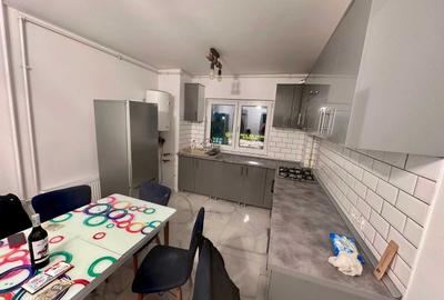 Apartament cu 2 camere decomandat în Olteniței