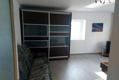 UNIRII-SPLAI,CAMERA DE COMERT,GARSONIERA 42 MP,MOBILATA MODERN,400 EURO - 2