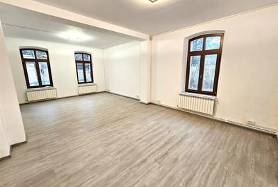 Pietonal Stefan cel Mare, spatiu pentru servicii - 4