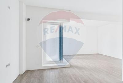 Apartament cu 2 camere decomandat în Obor